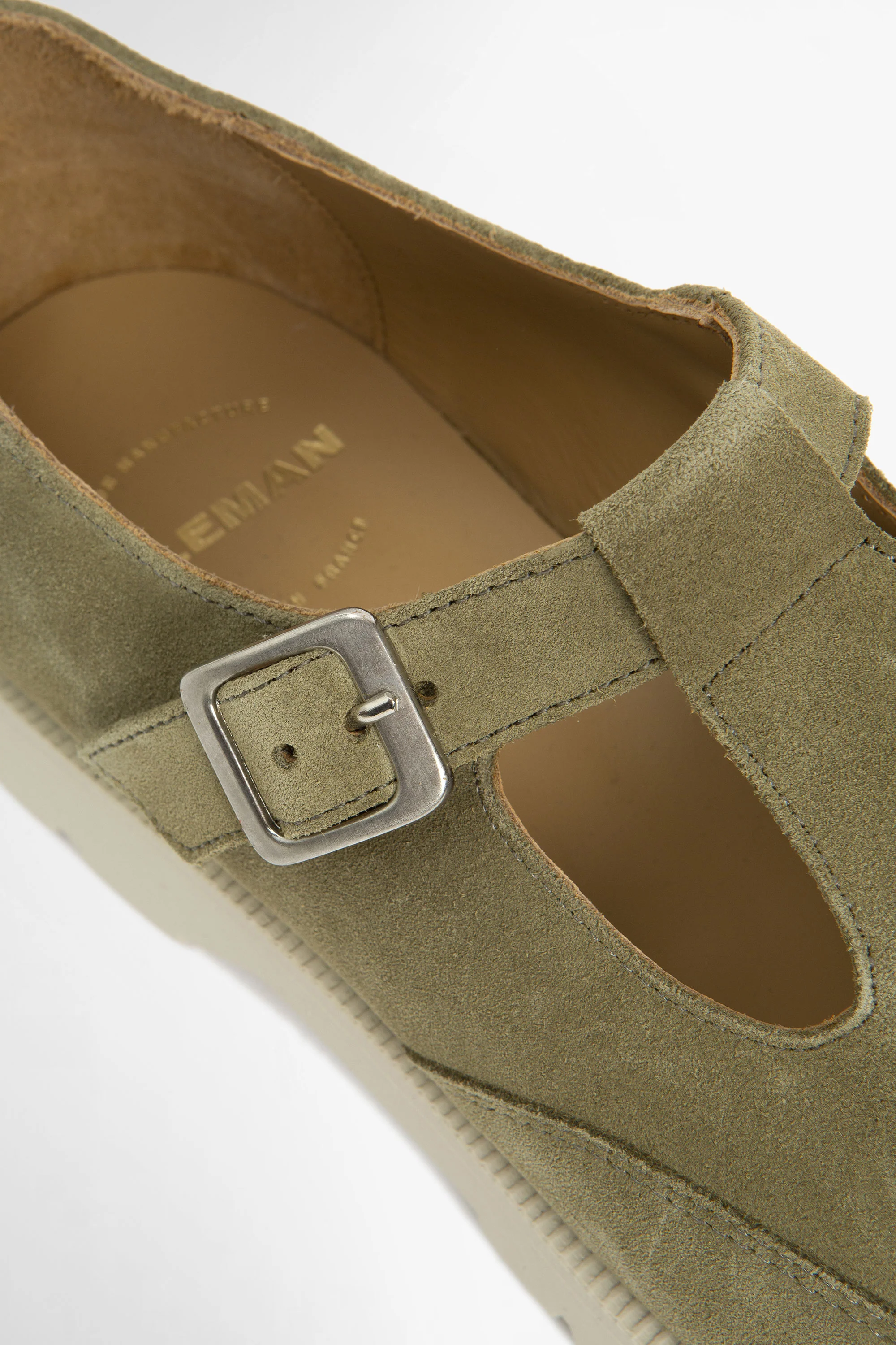 Ferry V Olive - Image 3