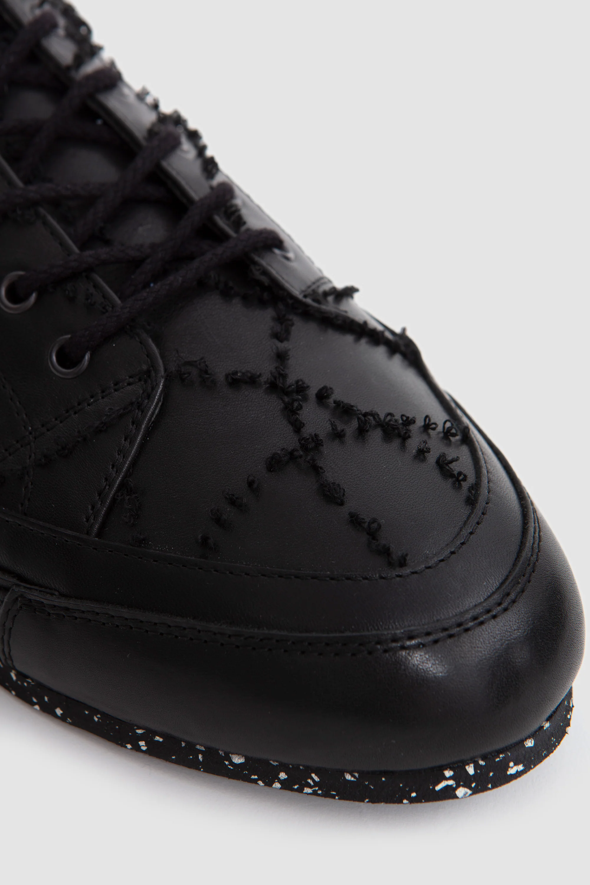 Komlo Trainers Coal Black - Image 6