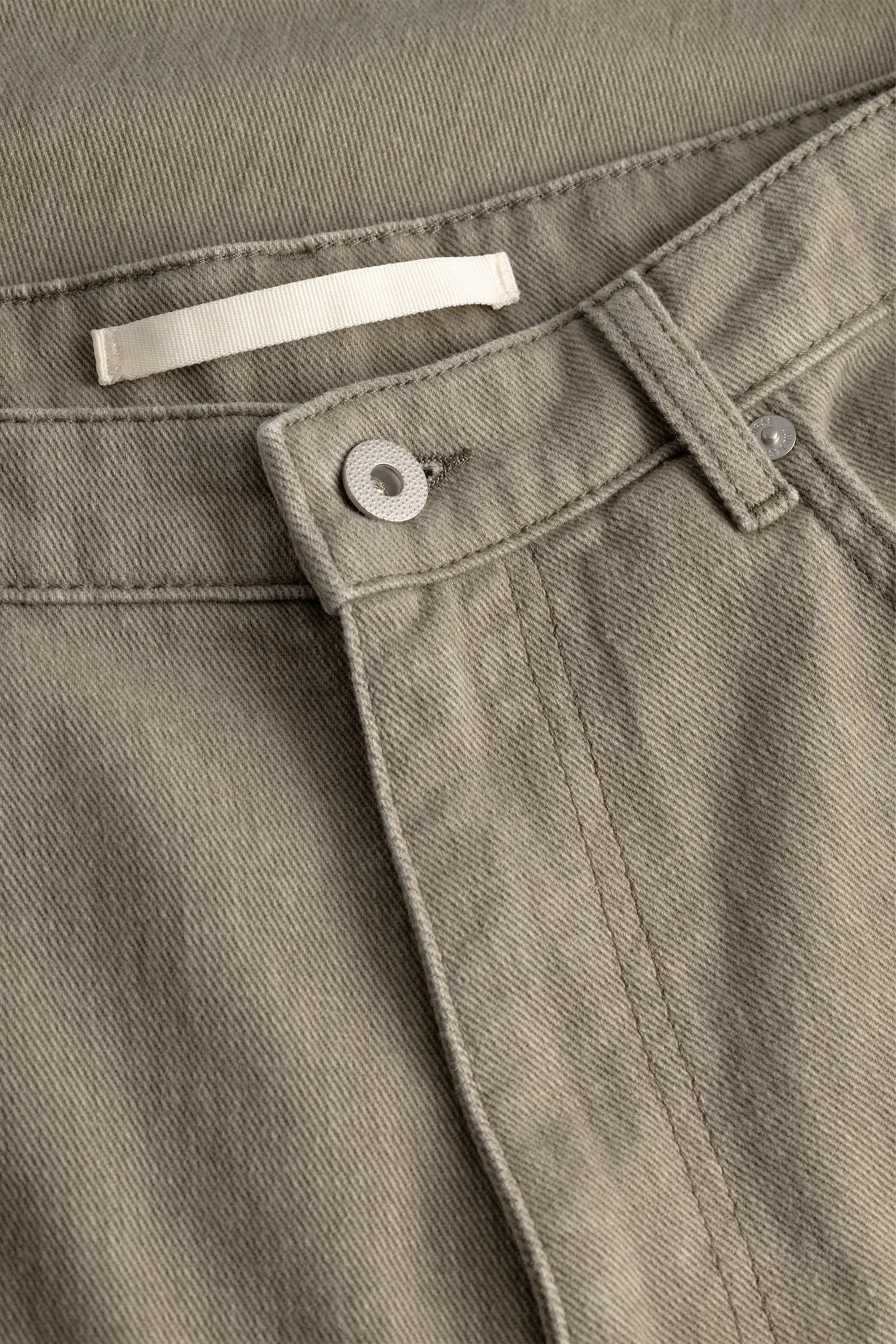 Korshavn Relaxed 5 Pocket Resist Dyed Twill Vetiver - Image 5